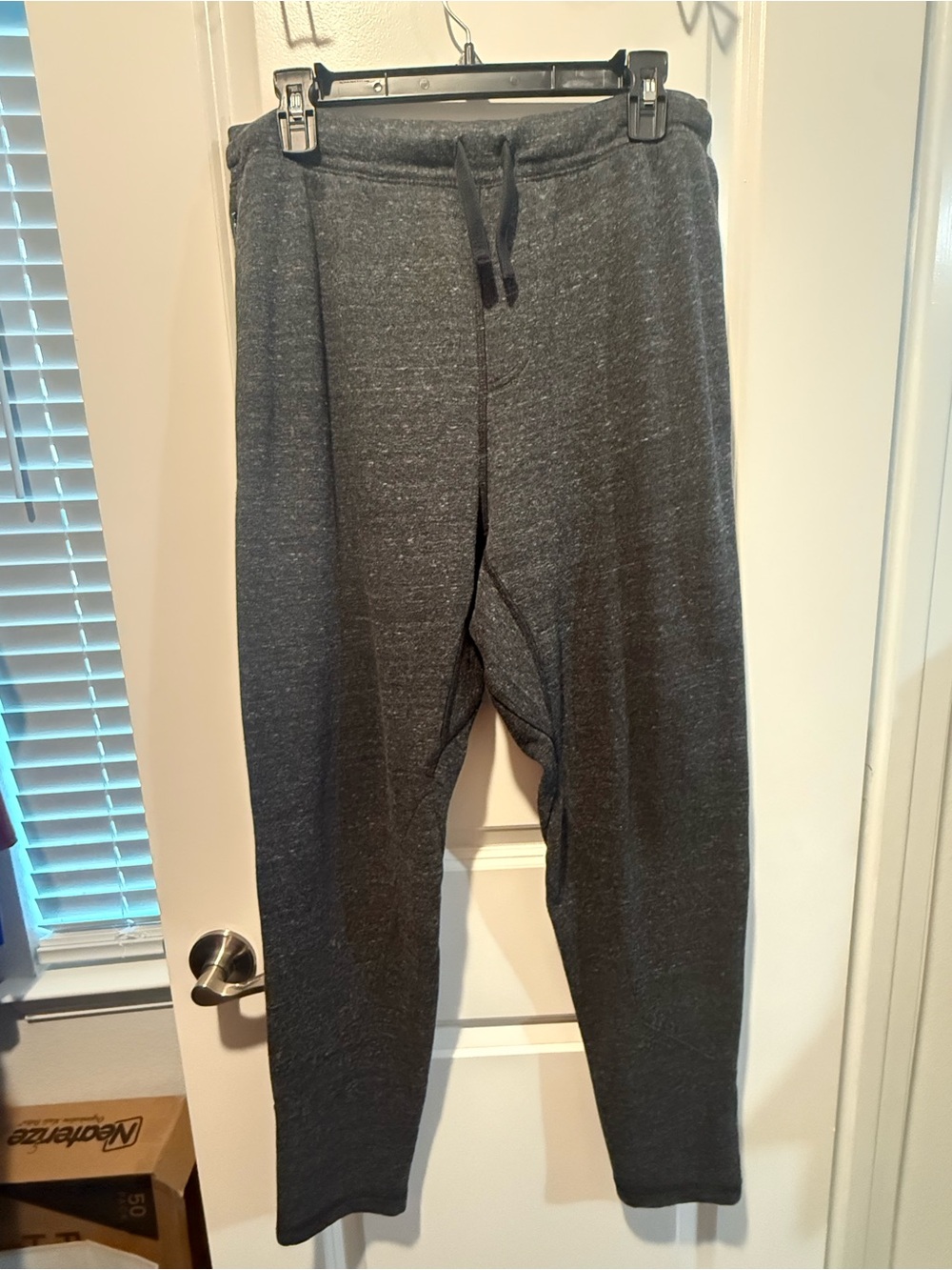 Men's ALO Yoga Heather Charcoal Jogger Sweatpants with Drawstring